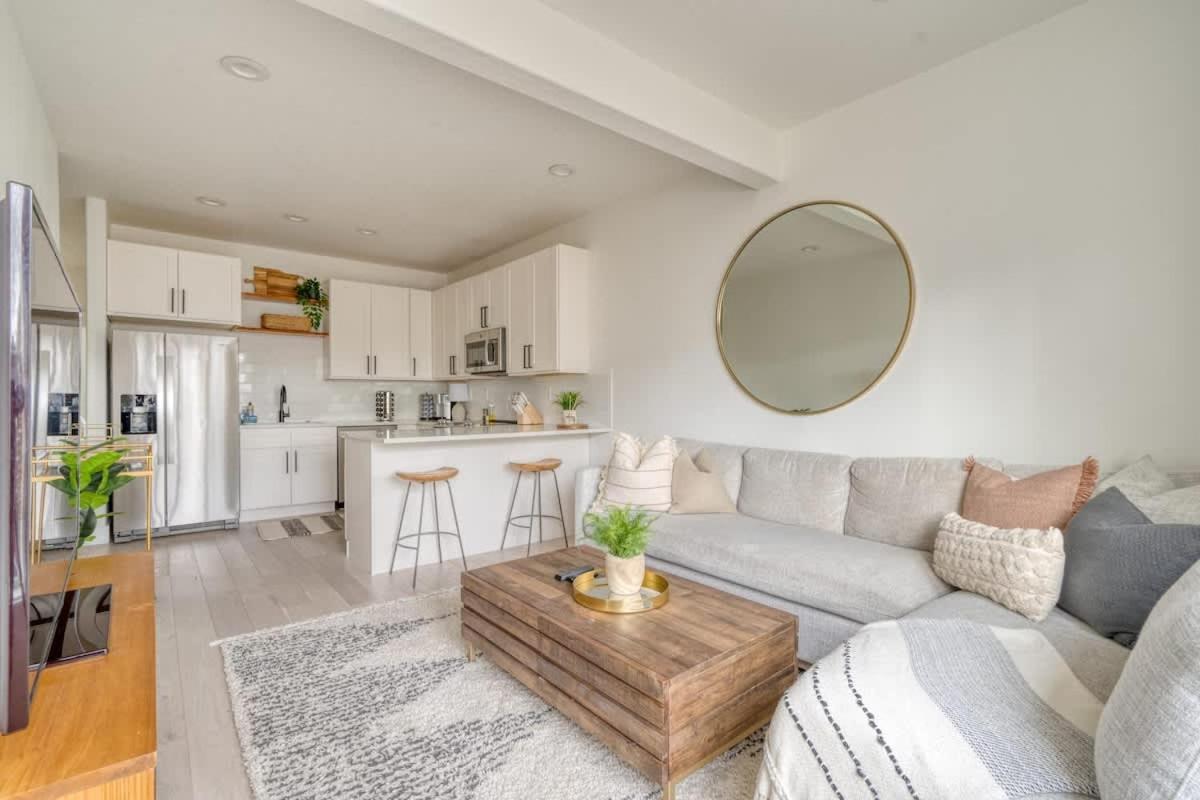 Stay Portland - Perfect Portland Farmhouse Loft - Breweries & Bars Екстер'єр фото